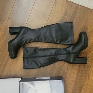 MIA Platform Over The Calf Zip Up Boots, Size 7, EUC